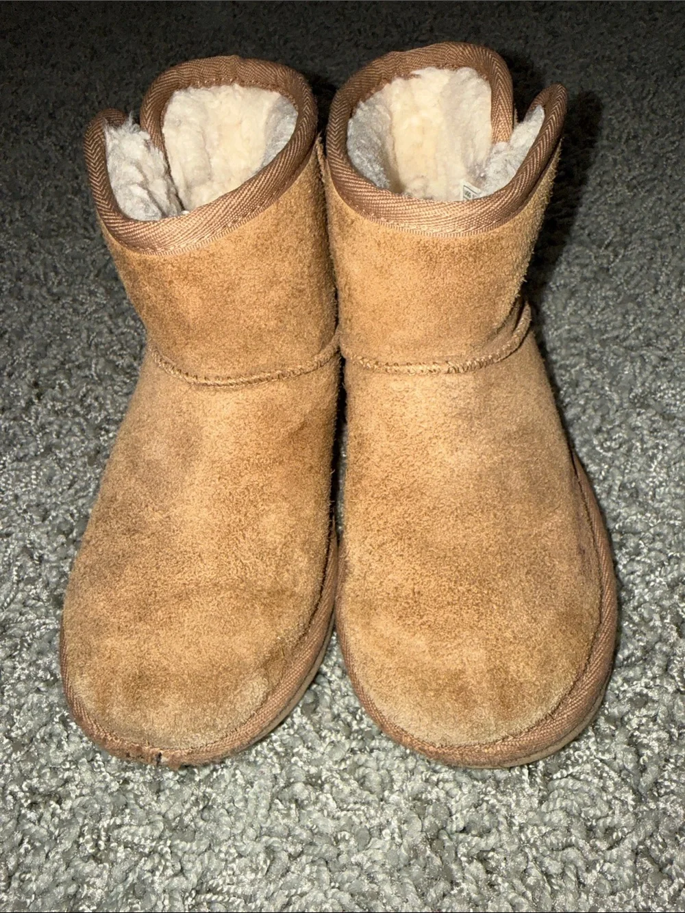 UGG girls sheepskin